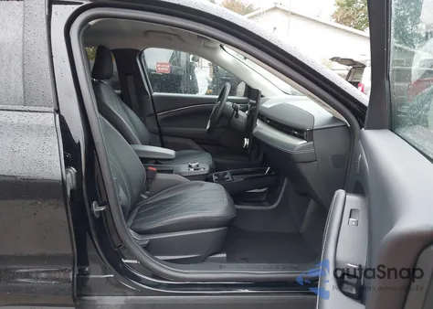 2023 Ford Mustang Mach-E Select из США, поврежденный, VIN 3FMTK1S52PMA89434